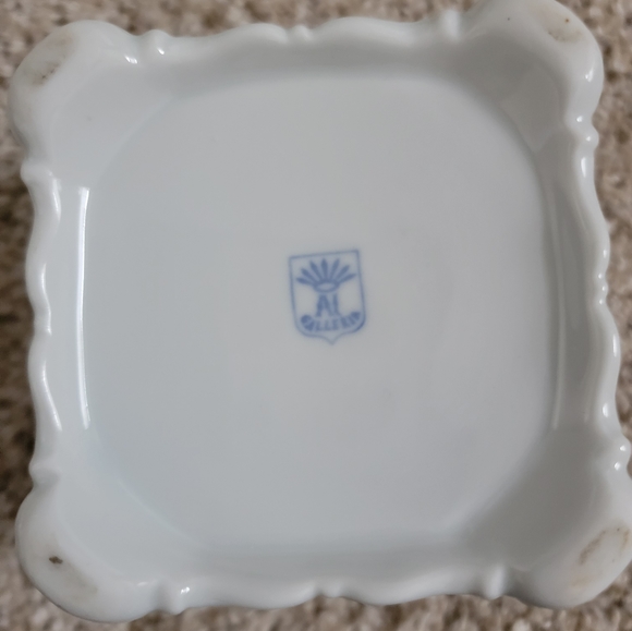 Vintage Italian China - Picture 5 of 9